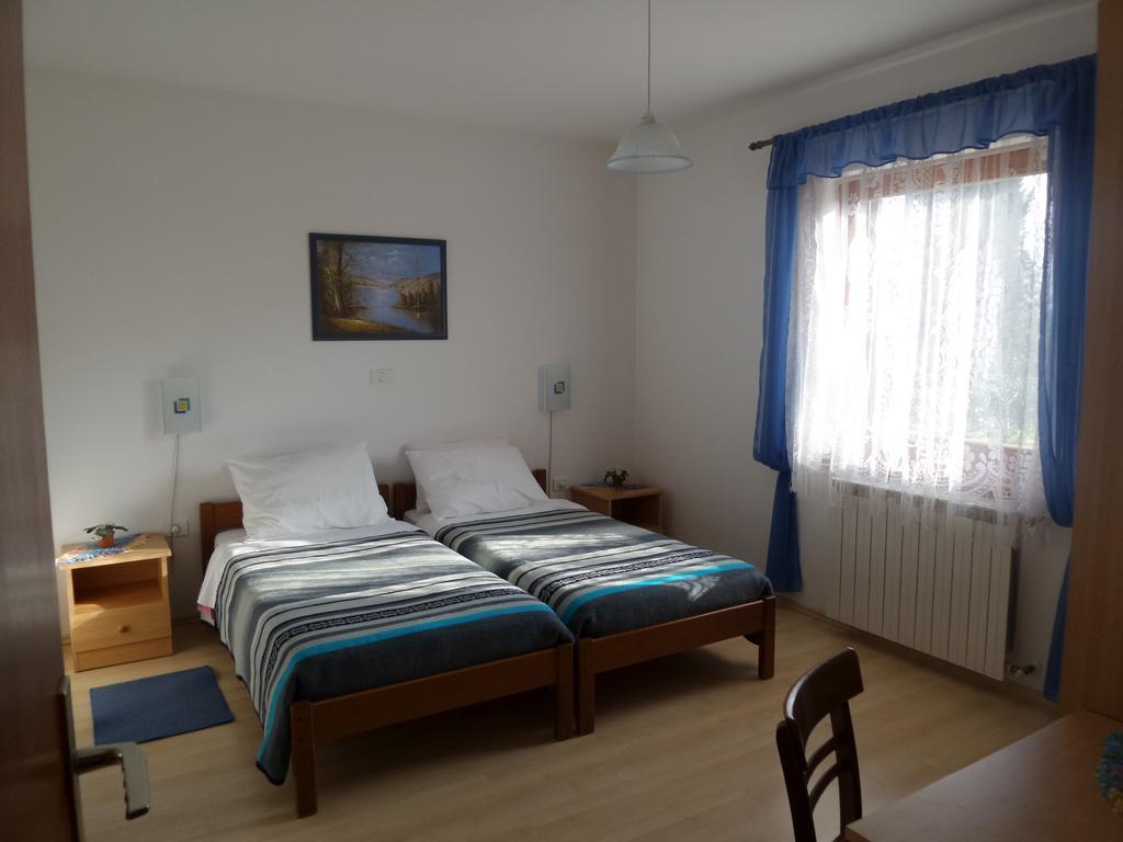 Apartmani Lina 우마그 외부 사진